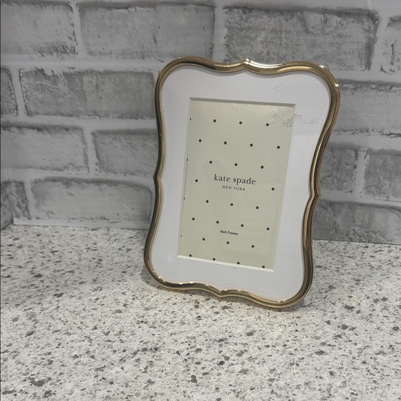 Kate Spade Lenox Gold-Trimmed Picture Frame NWOT - Picture 1 of 4